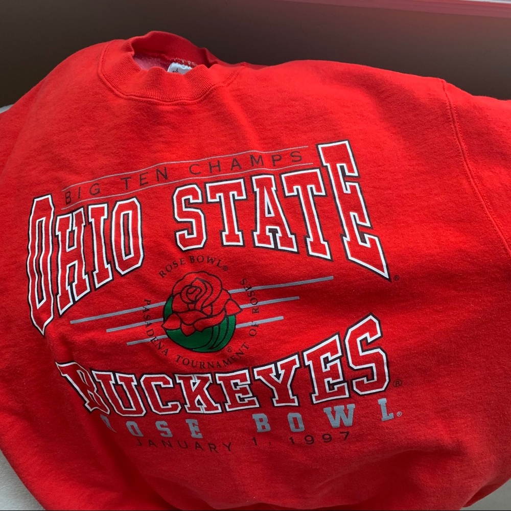 * S O L D * Vintage Ohio State Pullover